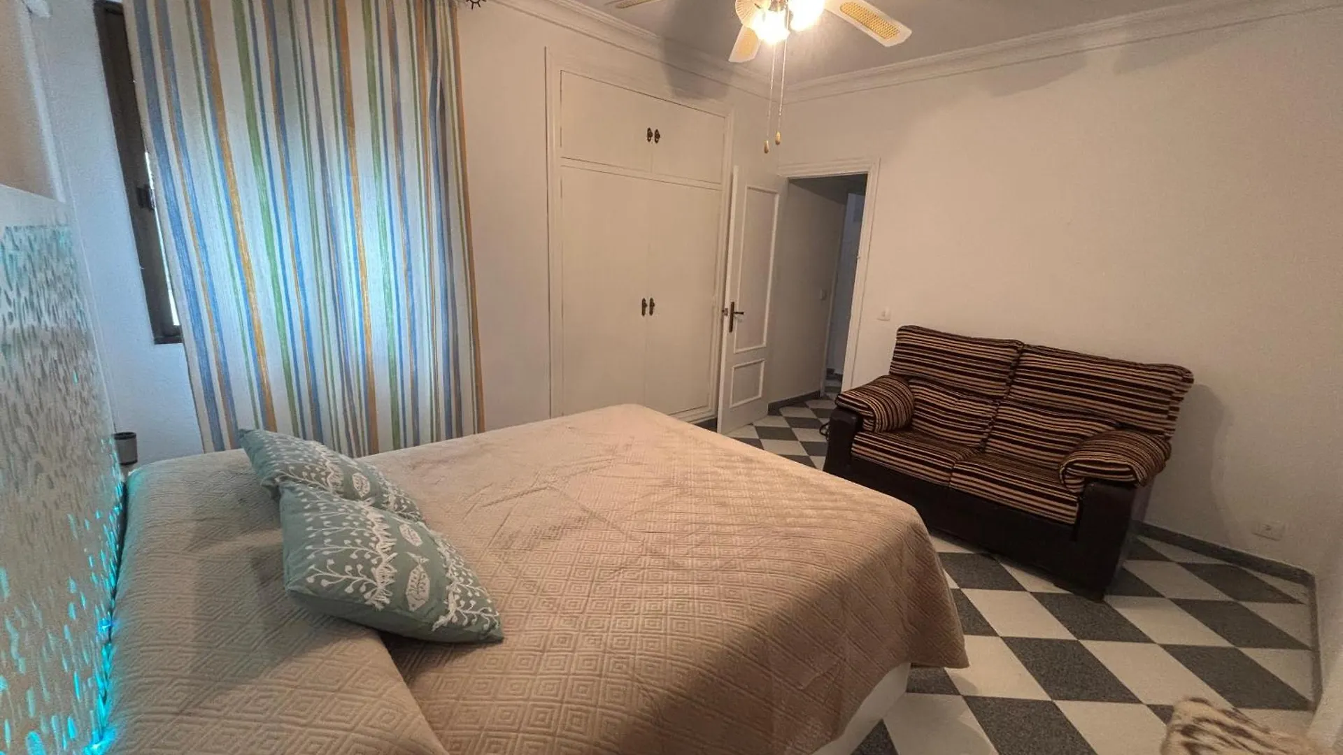 Apartamento En El Centro De Punta Umbría 0*,